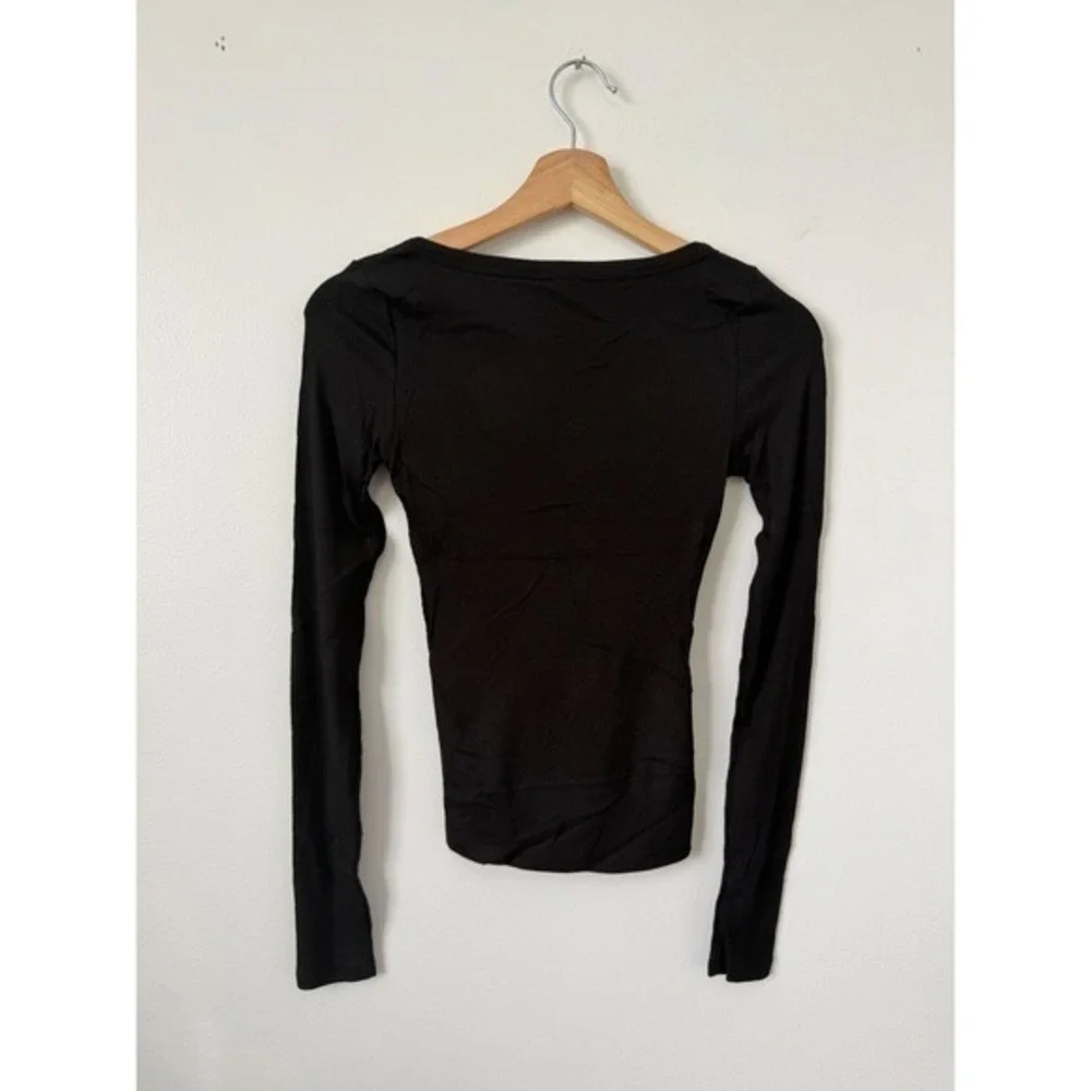 Streetwear Society Women's Ribbed Long Sleeve V-Neck Shirt Pack – Black Size S - Picture 3 of 3